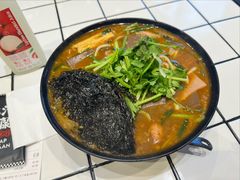-肥汁米蘭香港米线(长宁来福士店)