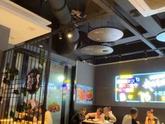 -老街烧烤大排档·地道湖北菜·龙虾馆(汉口火车站店)