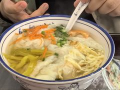 鱼肉馄饨-长人馄饨铺(解放街店)