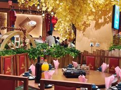-老滇山寨•云南特色菜•地方菜•民族风情歌舞表演(金碧店)