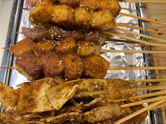 -烤满分·东北烧烤(首经贸店)