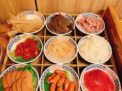 -周小明火锅(黑金冠社区店)