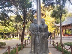 -汇龙潭
