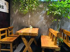 -万记麻辣烫国展总店