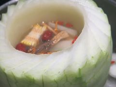 -得意咚瓜·顺德鱼生·冬瓜火锅(深圳首店)