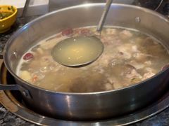 -一席地·本地鸡窝·杭帮鸡火锅(萧山银隆百货店)