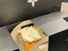 -白蘭BLANK(杭州湖滨银泰in77C区店)