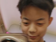 -老板恋上鱼(恒隆广场店)