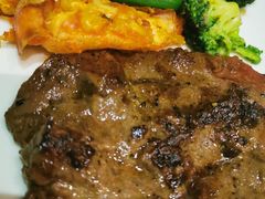 -荣誉国际酒店-云顶旋转餐厅