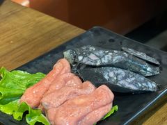 秘制香肠-·缸桶屋·韩式牛肋条自助烤肉(西湖D11店)