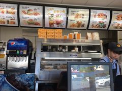 -华莱士·全鸡汉堡(光华路店)