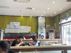 大堂-龙记桂林米粉(财满街店)
