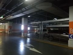 -华宇广场·停车场