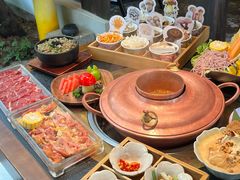 -菌自由丨野生菌火锅特色庭院餐厅(丽江古城店)