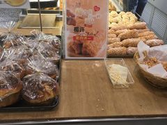 -Bread Talk 面包新语(荟聚店)