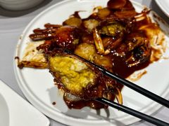毛蟹炒年糕-屋里厢上海菜馆