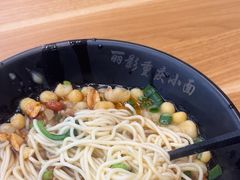 -丽影重庆小面(定西路店)