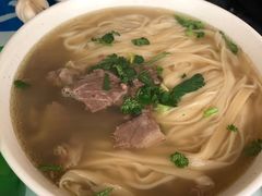 -十二忠手拉面(中华路店)