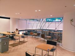 -M Stand(宁波万象城店)