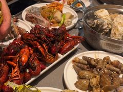 -黑金·寻焰自助百汇·烤肉·火锅(中街店)