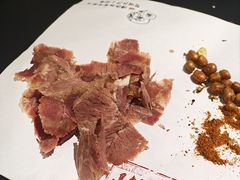 盐蘸大刀牛肉-长安大牌档之龙头酒肆(荣民龙首广场店)