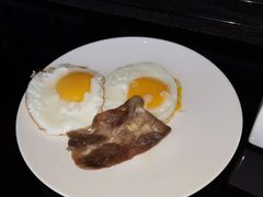 -唐拉雅秀酒店-西锦汇空中BBQ·思创餐厅