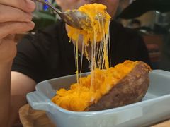 -蜜桃餐厅·伴山(湖滨商业街店)