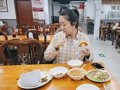 -京东一绝西海子西园烧饼夹肉