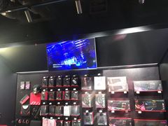 -ROG玩家国度(美罗城店)