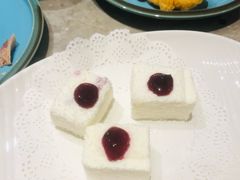 -月枫江南小馆(绿地缤纷广场店)