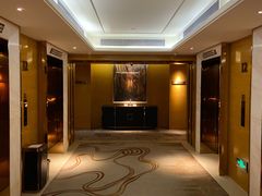 -兰州皇冠假日酒店