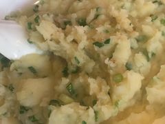 -盐帮食坊•小河帮川菜(四川师大店)