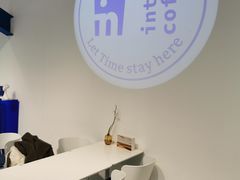 用餐区-intime coffee(芝麻街店)