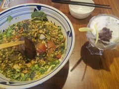 -蜗牛小馆醉乡民谣云南菜(惠新西里店)