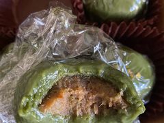 牛肉土豆青团-啊噗吐呦现场烘焙(麦凯乐店)