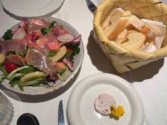 -LESCEDARS Brasserie Bistro香柏树