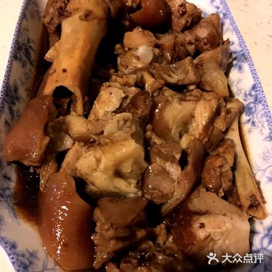 王连友卤蹄膀店(东方银座店)