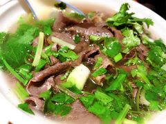 -大众跷脚牛肉馆·非遗传承单位(峨眉山店)