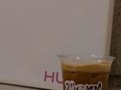 节日餐桌-HUGS coffee(东区店)
