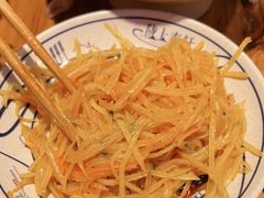 酸辣土豆丝-陇上秦轩西安biangbiang面(EFC欧美金融商业城店)