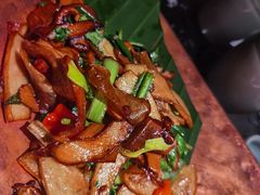 包烧牛肝菌-云海肴云南菜·蒸汽石锅鱼(青岛万象城店)