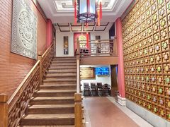 -梅龙镇酒家(南京西路总店)