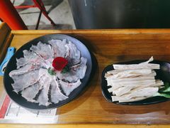 -捞围鲜·港式打边炉(海阳路店)
