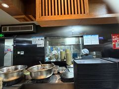 -亮亮面馆(经六路店)