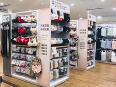 -优衣库(广州恒宝广场店)