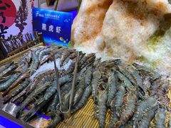 -锤头鲨毛肚海鲜烤肉自助餐厅(国购广场店)