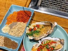 蒜蓉烤生蚝-蚝英雄鲜蚝自助专门店(长楹天街直营店)