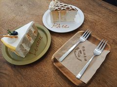 焦糖糯米蛋糕-野路甜点铺(松柏路店)