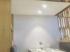 -峨嵋小镇·川菜(勒泰中心店)