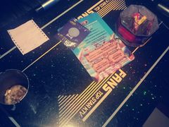 桌子-歌迷量贩KTV(光彩市场店)